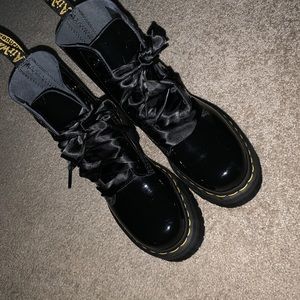 Dr Martens Molly Boots Size 6